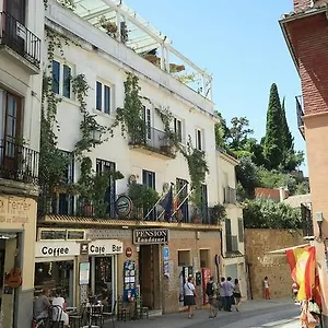 2* Pensión Landazuri