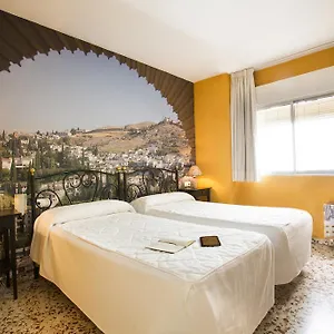 2* Pensión Casa Salvador