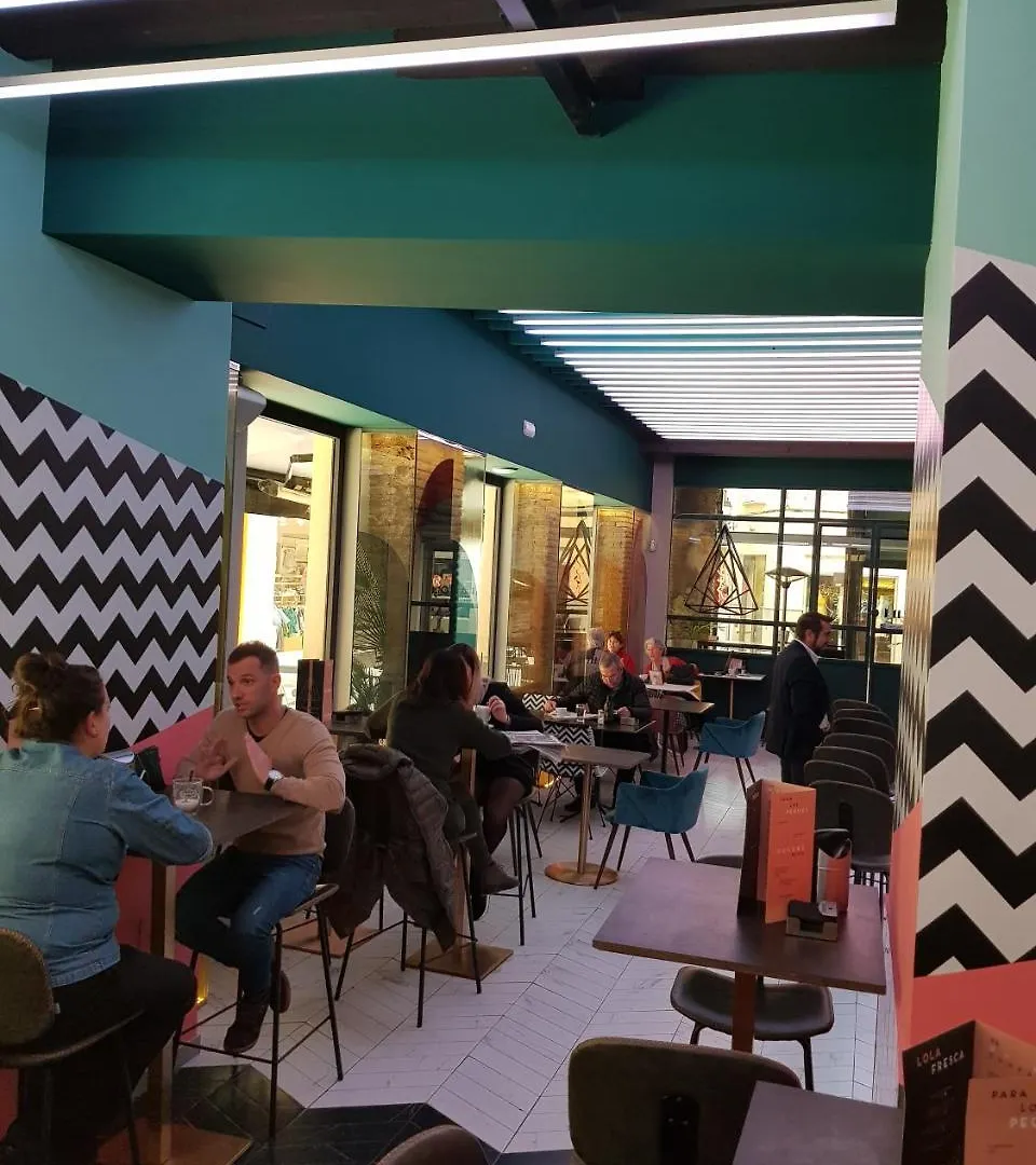 Hostel Lolamento Granada